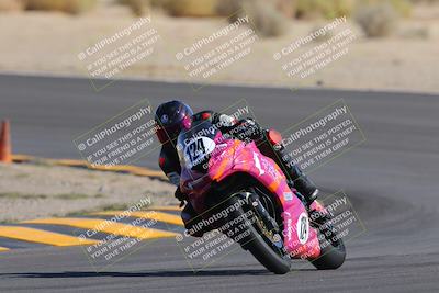 media/Oct-08-2022-SoCal Trackdays (Sat) [[1fc3beec89]]/Turn 10 (945am)/